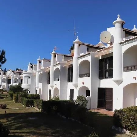 Terraced House In Armacao De Pera, Algarve *